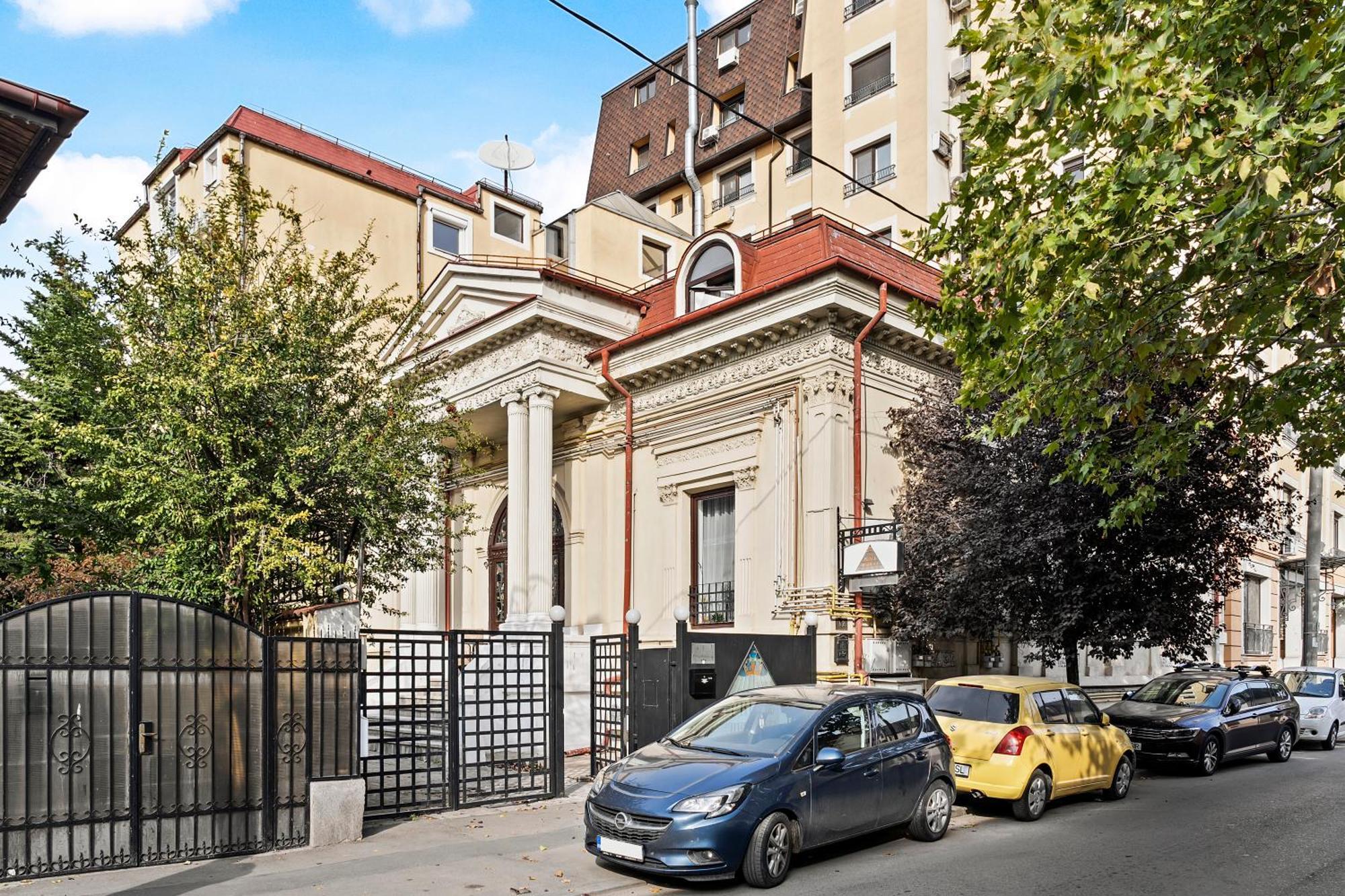 Ultra Central Apartments - Unirii & Old Town Bucharest Exterior photo